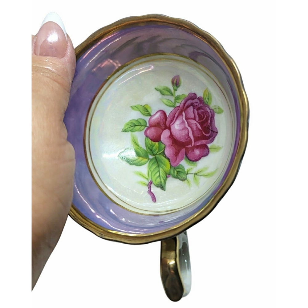 Vintage Thames Lusterware Rose Motif Teacup and Saucer - Picture 8 of 11
